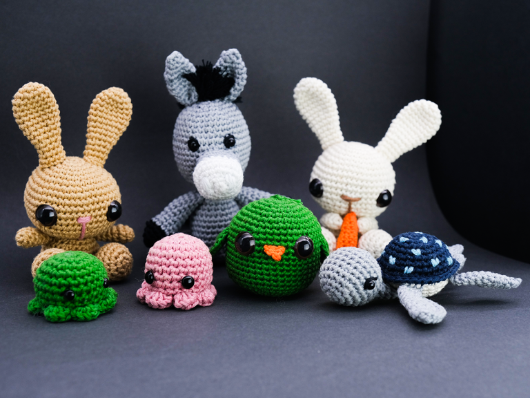 Handgemachte Häckelfiguren