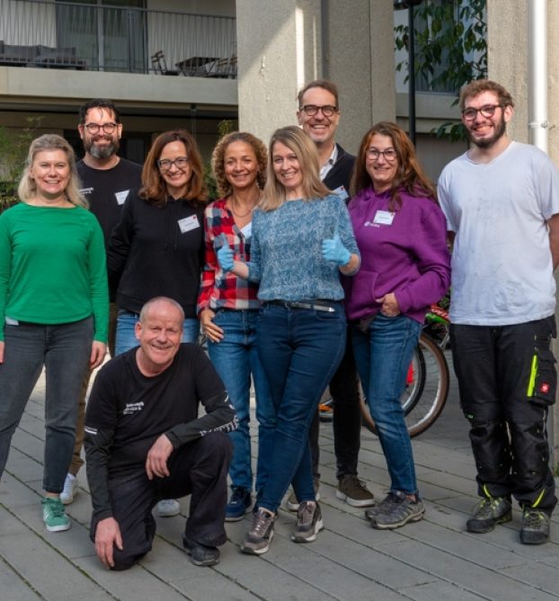 Teamfoto einer teilnehmenden Unternehmens, Besuch und Mitarbeit im Velowerk