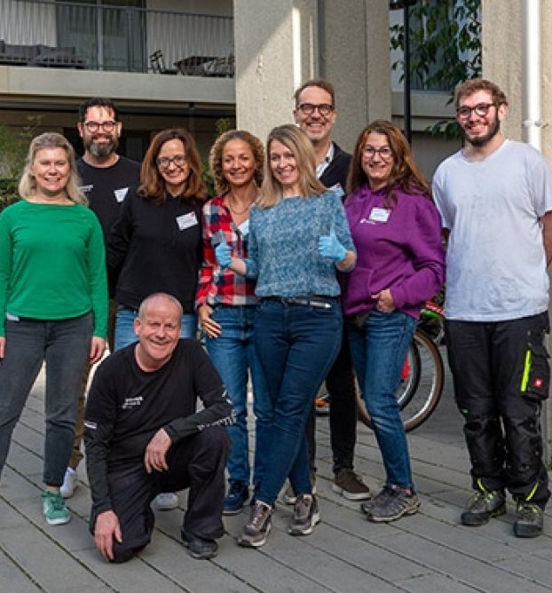 Teamfoto einer teilnehmenden Unternehmens, Besuch und Mitarbeit im Velowerk